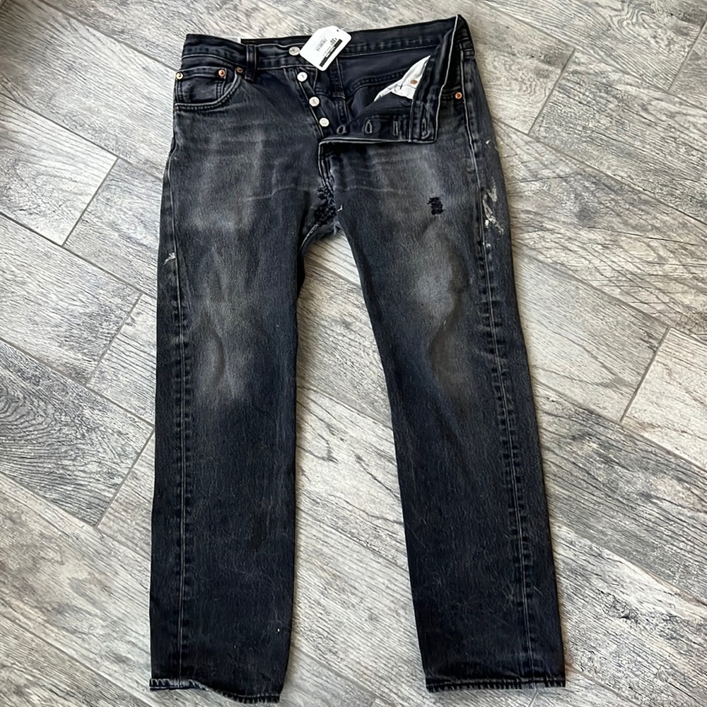 Men’s Levi Black straight leg jeans